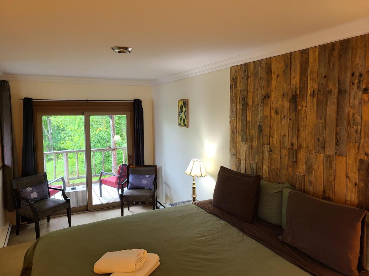 Le Lodge Du Lac Saint-Faustin Exterior foto