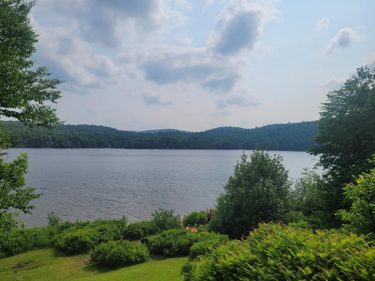 Le Lodge Du Lac Saint-Faustin Exterior foto